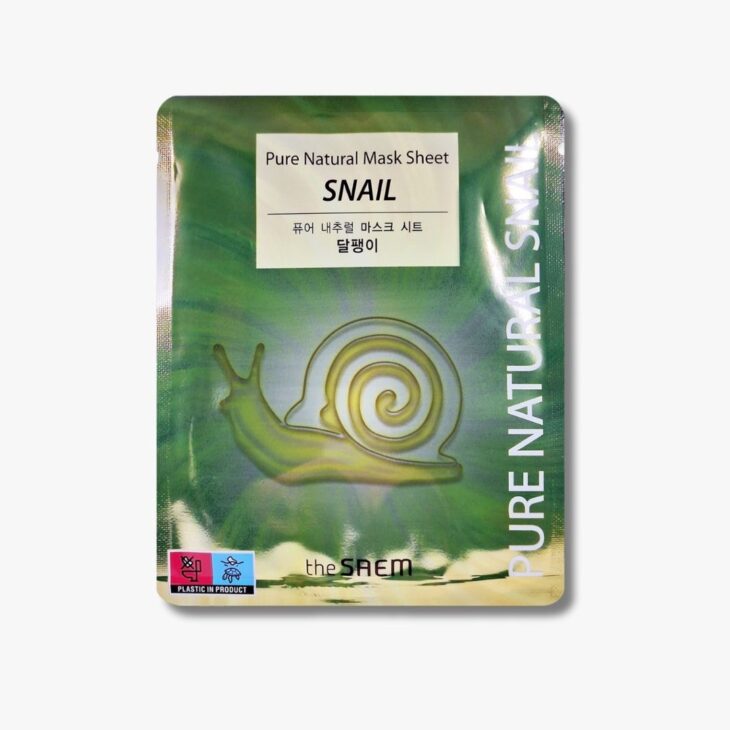 Koreanische Gesichtsmaske in original Verpackung mit einer Schnecke darauf